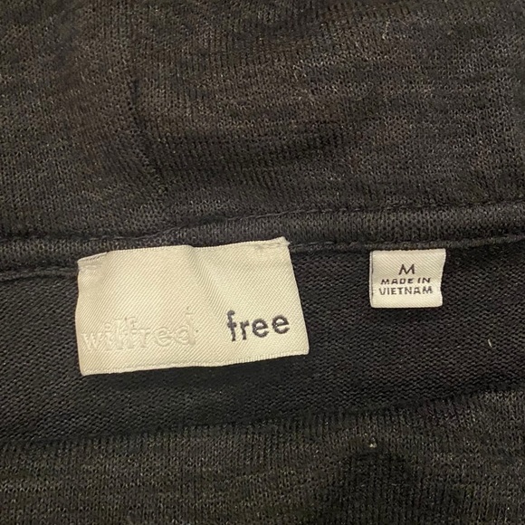 Aritzia | Women’s | Wilfred Free Black Off The Shoulder Dress | Size: M - Picture 4 of 8